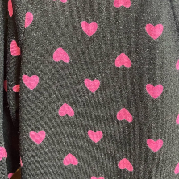 NWOT Shein Curve black pink heart long sleeve romper stretch snap up  size 1 XL - Picture 6 of 10